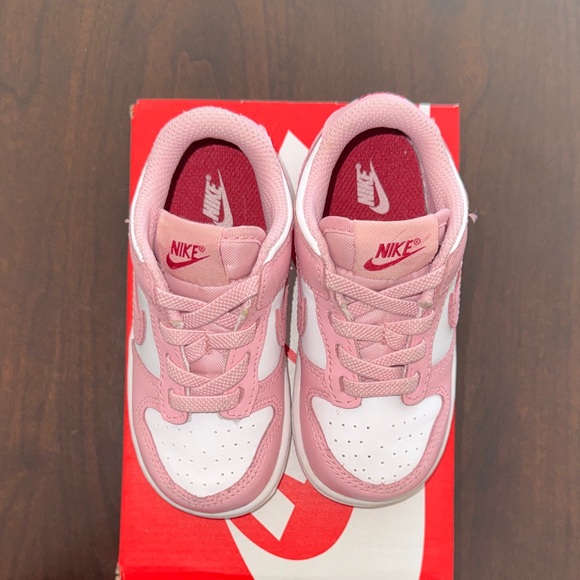 Nike Kids Dunk Low Rose Sneakers - Picture 6 of 11
